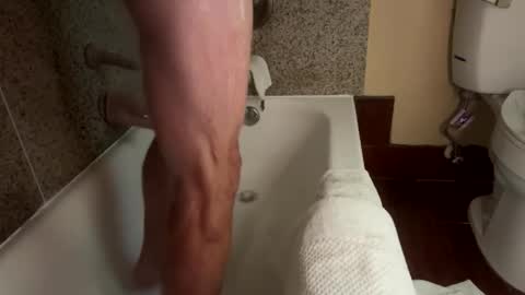 Snapshot of daddyontherd chatting on October 23, 2025, 8:13 am EOnTheRd online show from October 23, 2025, 8:13 am