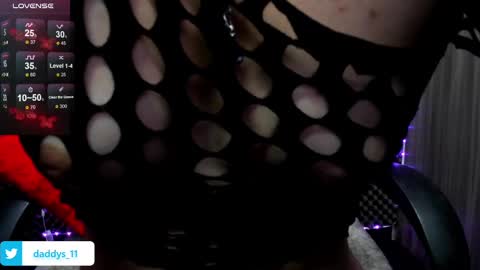 Snapshot of daddyspetite_ chatting on March 11, 2025, 6:08 pm Lili online show from March 11, 2025, 6:08 pm