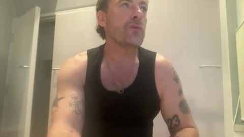 daddyswede23 online show from September 22, 2025, 5:09 am