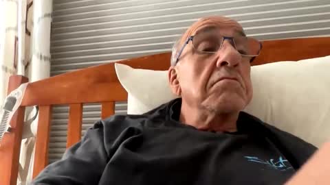 Snapshot of daddyweis chatting on November 4, 2025, 3:27 am daddyweis online show from November 4, 2025, 3:27 am