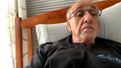 daddyweis online show from May 1, 2026, 3:33 am