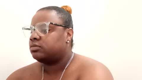 Snapshot of dadeesqtpieluvsu chatting on March 2, 2026, 12:35 am DadeesQTPie online show from March 2, 2026, 12:35 am