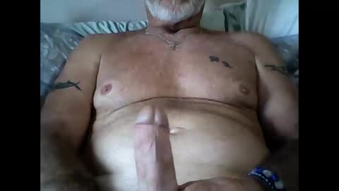 Snapshot of dadhmalone chatting on March 31, 2026, 3:23 pm dadhmalone online show from March 31, 2026, 3:23 pm