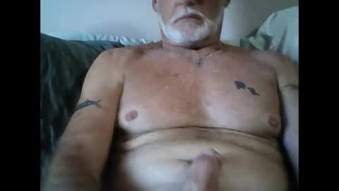Snapshot of dadhmalone chatting on April 27, 2026, 5:00 pm dadhmalone online show from April 27, 2026, 5:00 pm