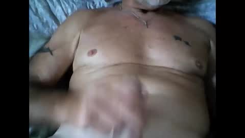 Snapshot of dadhmalone chatting on June 8, 2026, 4:40 pm dadhmalone online show from June 8, 2026, 4:40 pm