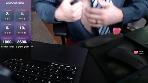 Snapshot of dadssecret69 chatting on April 17, 2026, 1:36 pm DadsSecret online show from April 17, 2026, 1:36 pm