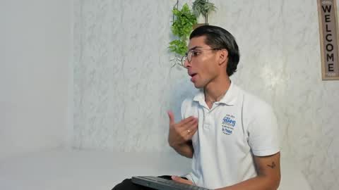 Snapshot of dady_show69 chatting on May 22, 2026, 11:38 am ALLAN online show from May 22, 2026, 11:38 am
