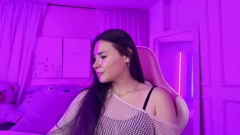 Naomy online show from March 17, 2026, 6:55 pm