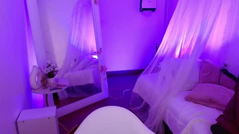 dafne_bss online show from December 13, 2024, 11:02 am