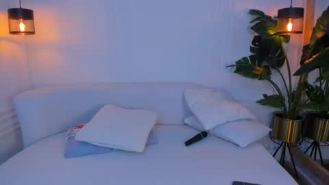 Snapshot of dafne_hillss chatting on October 1, 2025, 12:38 am dafne_hillss online show from October 1, 2025, 12:38 am