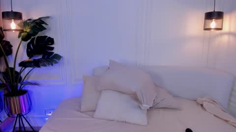 Snapshot of dafne_hillss chatting on November 9, 2025, 3:54 pm dafne_hillss online show from November 9, 2025, 3:54 pm