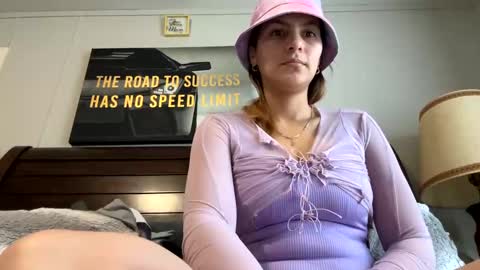 Snapshot of dafnecloutier chatting on February 14, 2025, 1:08 pm Dafne 27 Cory-24 online show from February 14, 2025, 1:08 pm