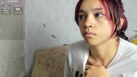 Snapshot of dafnemel chatting on June 6, 2026, 11:37 am dafnemel online show from June 6, 2026, 11:37 am