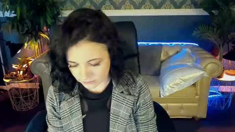 Snapshot of dafni_mon chatting on May 14, 2026, 5:58 am Dafni Mon online show from May 14, 2026, 5:58 am