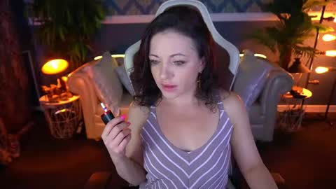 Dafni Mon online show from June 24, 2026, 6:12 am