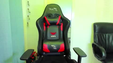 Snapshot of dage_19 chatting on October 3, 2025, 5:37 am my name is Jhon and I live in colombia online show from October 3, 2025, 5:37 am