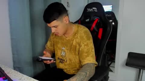 Snapshot of dage_19 chatting on October 22, 2025, 3:07 am my name is Jhon and I live in colombia online show from October 22, 2025, 3:07 am