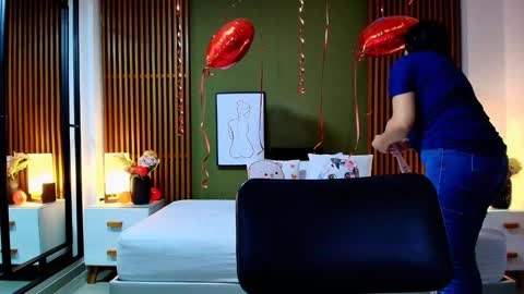 Snapshot of dahiana_spark chatting on February 8, 2025, 8:10 pm Dahiana online show from February 8, 2025, 8:10 pm