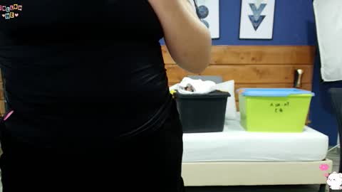 Snapshot of dahiana_spark chatting on September 24, 2025, 9:51 pm Dahiana online show from September 24, 2025, 9:51 pm