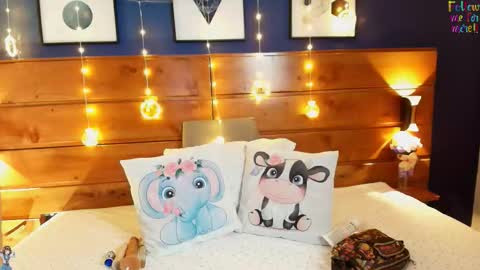 Snapshot of dahiana_spark chatting on November 10, 2025, 8:41 pm Dahiana online show from November 10, 2025, 8:41 pm