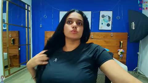 Snapshot of dahiana_spark chatting on November 22, 2025, 8:08 pm Dahiana online show from November 22, 2025, 8:08 pm