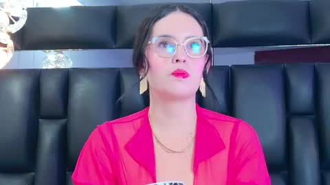 Dahiana online show from April 23, 2026, 11:42 am
