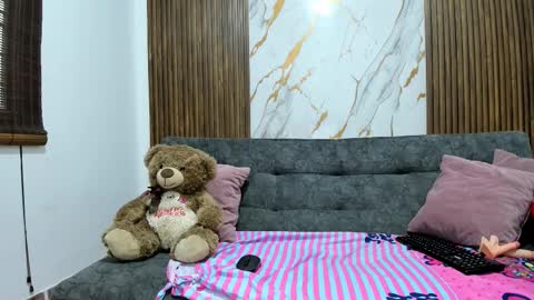 dahianaroa online show from February 25, 2026, 12:59 pm