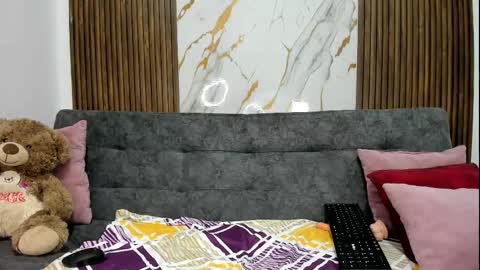 dahianaroa online show from March 10, 2026, 1:05 pm