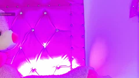 Snapshot of dahiangomezz chatting on February 22, 2025, 8:29 am online show from February 22, 2025, 8:29 am