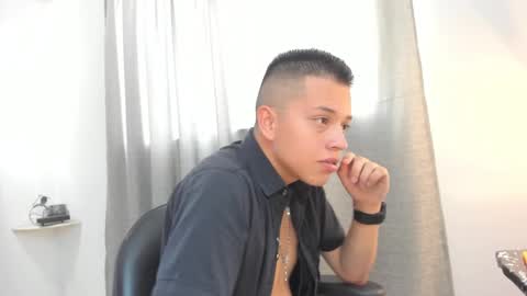 Snapshot of dahiatsu_coral chatting on March 11, 2025, 3:56 pm dahiatsu_coral online show from March 11, 2025, 3:56 pm