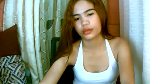 Snapshot of dahlia_123 chatting on December 17, 2024, 5:07 am Im Dahlia online show from December 17, 2024, 5:07 am