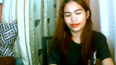 Snapshot of dahlia_123 chatting on December 21, 2024, 12:42 am Im Dahlia online show from December 21, 2024, 12:42 am