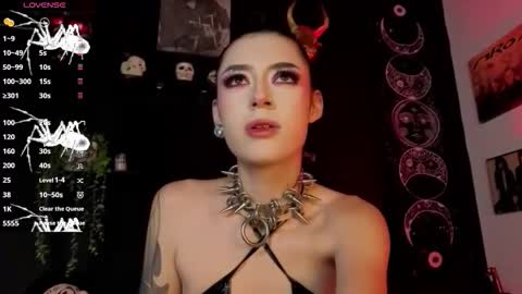 Snapshot of dahlia_darkwood chatting on November 18, 2025, 4:50 am Dahlia online show from November 18, 2025, 4:50 am