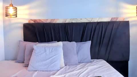 Daila Smith  online show from January 18, 2026, 4:44 pm