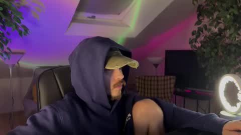 Daimon  online show from February 20, 2026, 1:13 am