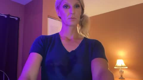 Daisy137 online show from August 1, 2026, 3:06 am