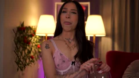 Daisy online show from March 15, 2026, 7:53 pm