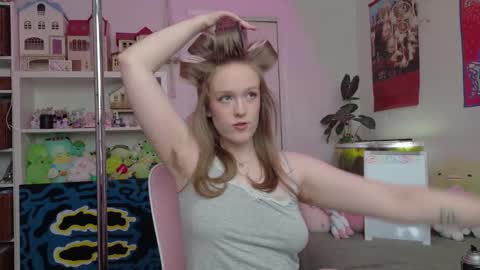 Daisy online show from April 28, 2026, 7:08 pm