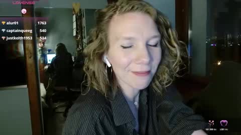 daisy_lovely online show from January 9, 2026, 3:59 pm