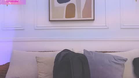 Daisy Price online show from March 12, 2026, 10:43 am