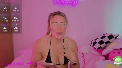Snapshot of daisydeliciousxx chatting on June 18, 2026, 9:14 am DaisyDeliciousxx online show from June 18, 2026, 9:14 am