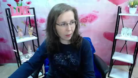 Snapshot of daisyedit chatting on May 16, 2026, 6:32 am DaisyEdit online show from May 16, 2026, 6:32 am