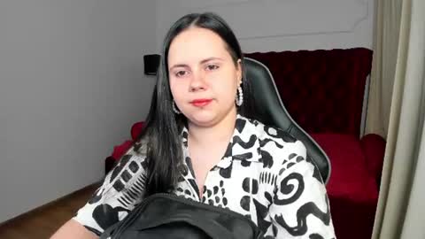 DaisyHarts online show from July 7, 2026, 5:10 am