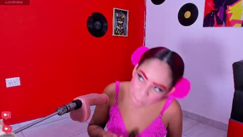 girl- paola online show from July 21, 2026, 5:54 am