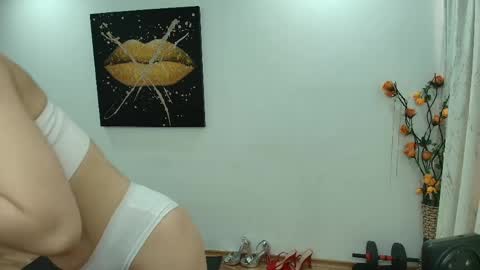 Snapshot of daisyluvsyou chatting on May 14, 2026, 5:36 am Daisyy online show from May 14, 2026, 5:36 am