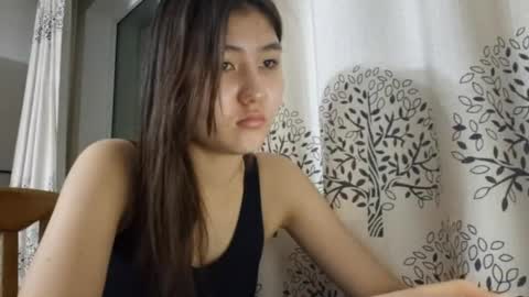 Jasmin online show from June 3, 2026, 2:33 pm