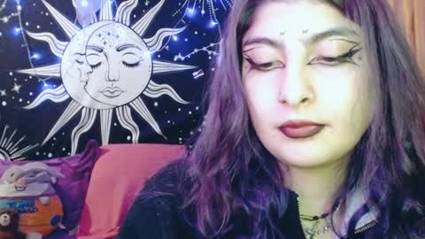 Snapshot of dak_7 chatting on December 5, 2024, 6:21 am -- -- help me reach 100 hands up online show from December 5, 2024, 6:21 am