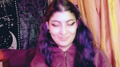 Snapshot of dak_7 chatting on December 20, 2024, 2:52 am -- -- help me reach 100 hands up online show from December 20, 2024, 2:52 am