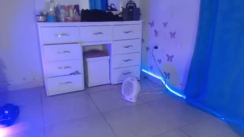 Snapshot of dakkotta_curvy chatting on June 20, 2026, 8:06 am VALENTINA online show from June 20, 2026, 8:06 am