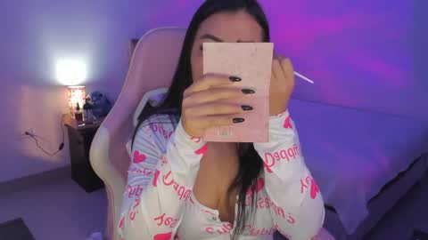 Snapshot of dakoota_luv chatting on May 20, 2026, 12:33 pm dakoota_luv online show from May 20, 2026, 12:33 pm